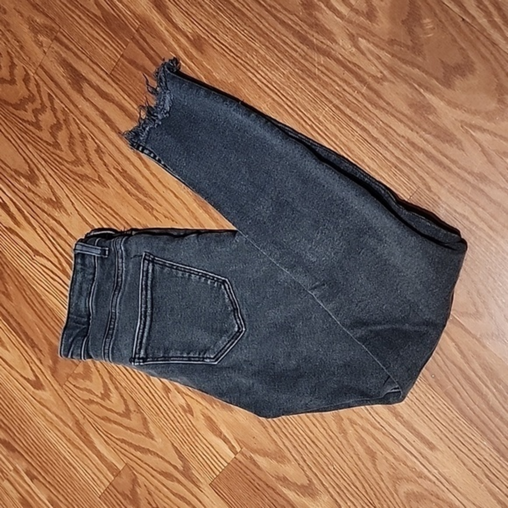 Zara skinny jeans size 4‎ distressed black wash